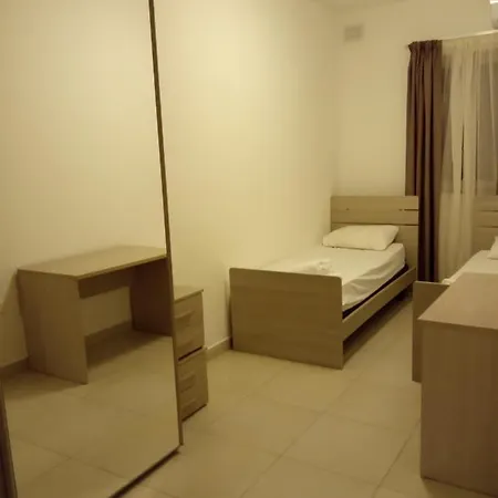 Don Mikiel Rua 4 Appartement