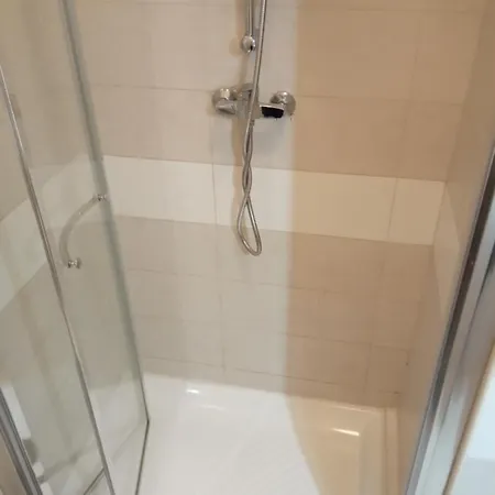 Don Mikiel Rua 4 *