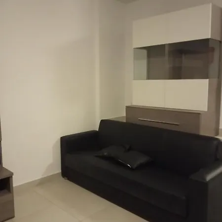 Don Mikiel Rua 4 Σλιέμα