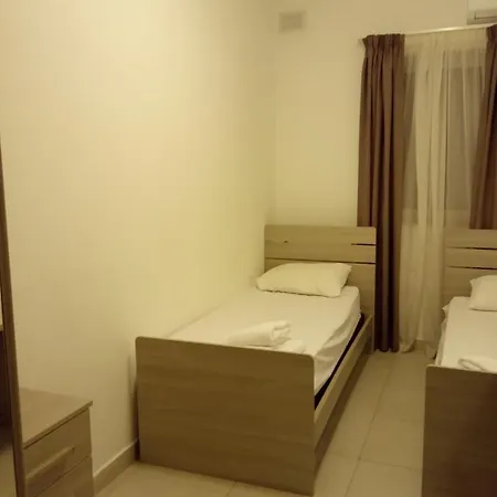 Don Mikiel Rua 4 * Σλιέμα