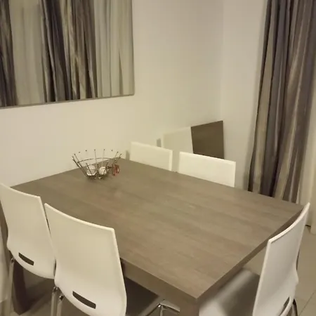Don Mikiel Rua 4 *